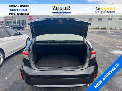 Used 2021 Toyota Corolla LE w/ Carpet Mat Package (TMS) FWD image 6