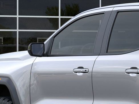 New 2026 GMC Canyon AT4 image 12