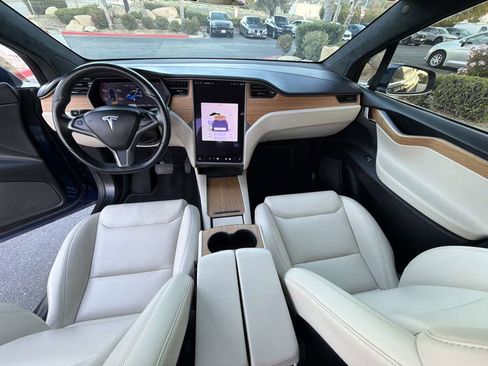Used 2020 Tesla Model X Long Range AWD/4WD image 6