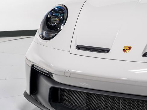 Used 2022 Porsche 911 GT3 image 40
