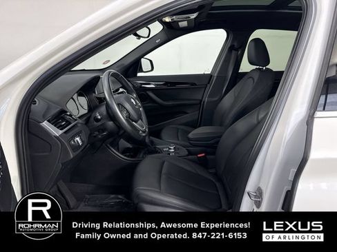 Used 2019 BMW X1 xDrive28i w/ Convenience Package AWD/4WD image 5
