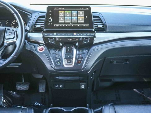 Certified 2025 Honda Odyssey EX-L image 13