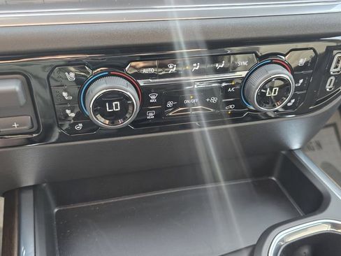 New 2026 Chevrolet Silverado 1500 High Country w/ Technology Package AWD/4WD image 24