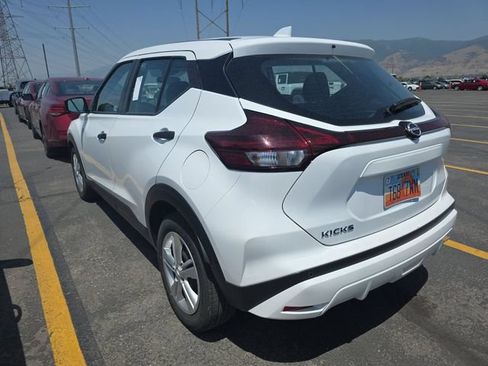 Used 2024 Nissan Kicks S FWD image 4