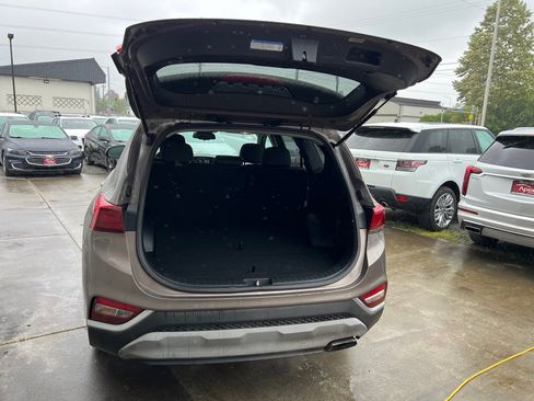 Used 2019 Hyundai Santa Fe SEL FWD image 14