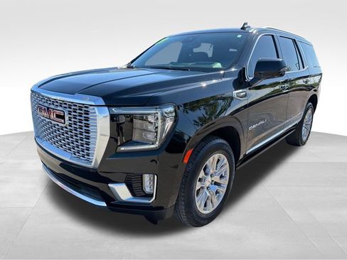 Used 2023 GMC Yukon Denali AWD/4WD image 3