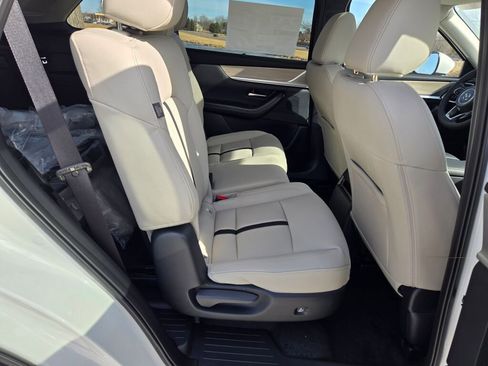 New 2026 MAZDA CX-90 Plug-In Hybrid w/ Preferred AWD/4WD image 8