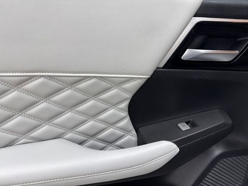 Used 2022 Mitsubishi Outlander SEL FWD image 39