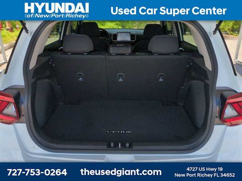 Used 2020 Hyundai Venue SEL w/ Convenience Package FWD image 27