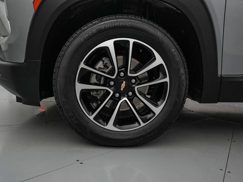 Used 2024 Chevrolet TrailBlazer LT w/ Driver Confidence Package FWD image 10