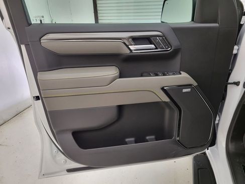 New 2026 Chevrolet Silverado 1500 ZR2 image 36