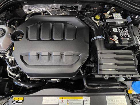 Used 2024 Volkswagen GTI SE FWD image 3