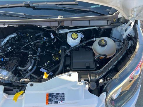 Used 2023 Ford Transit 350 XLT image 38