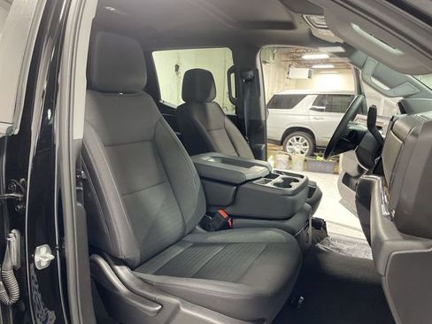 Used 2024 Chevrolet Silverado 1500 LT image 27