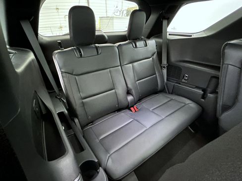 New 2026 Ford Explorer ST-Line w/ ST-Line Street Pack image 19