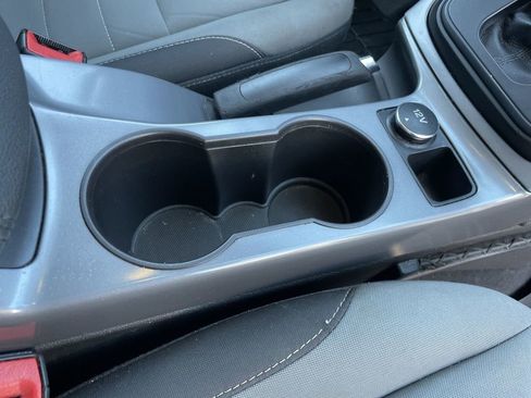 Used 2015 Ford Escape SE image 26