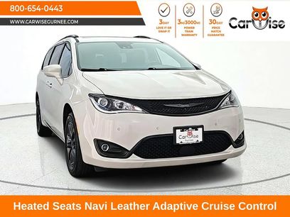 Used 2020 Chrysler Pacifica Touring-L w/ Advanced Safetytec Group