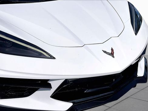 Certified 2021 Chevrolet Corvette Stingray Preferred Cpe w/ Engine Appearance Package RWD image 28