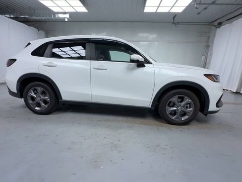Certified 2026 Honda HR-V LX image 9