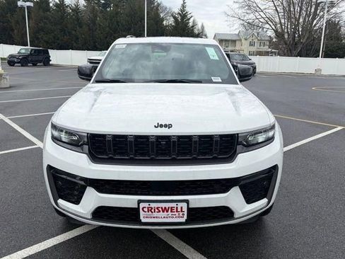 New 2026 Jeep Grand Cherokee Limited AWD/4WD image 10