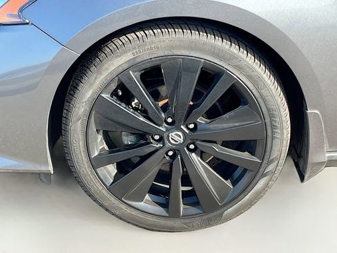 Used 2022 Nissan Altima 2.5 SR w/ Midnight Edition Package image 31