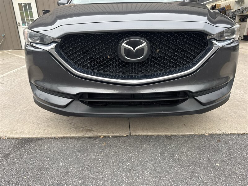 Used 2018 MAZDA CX-5 Touring w/ Preferred Equipment Package AWD/4WD image 12