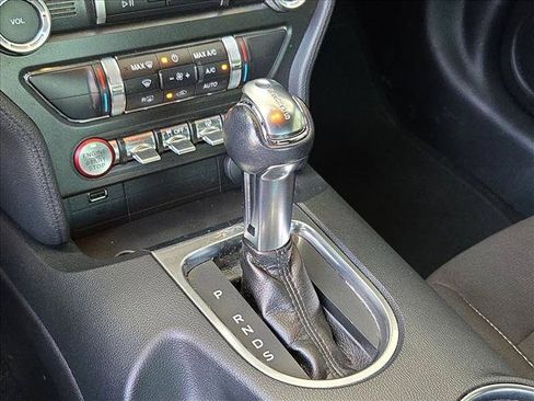Used 2019 Ford Mustang Coupe w/ Equipment Group 101A RWD image 12