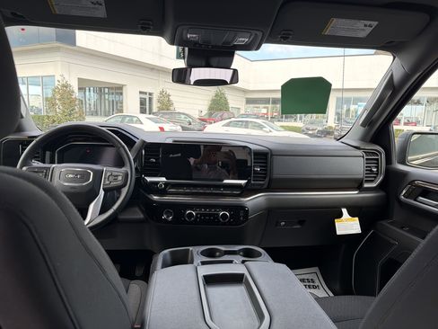 Certified 2023 GMC Sierra 1500 Elevation image 25