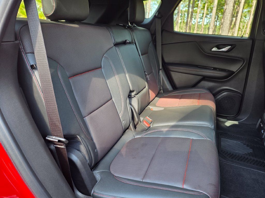 Used 2021 Chevrolet Blazer RS w/ Enhanced Convenience Package FWD image 23