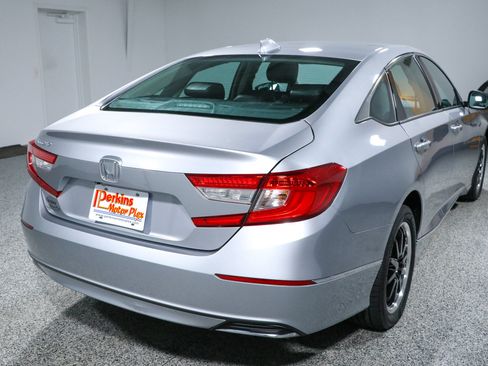 Used 2018 Honda Accord EX-L image 4