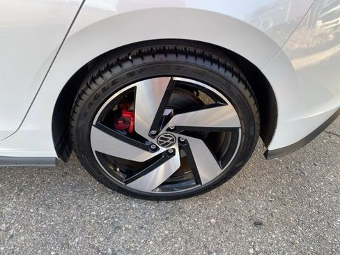 Used 2024 Volkswagen GTI S image 11