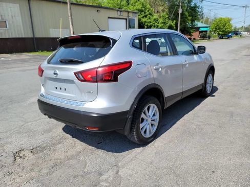 Used 2017 Nissan Rogue Sport S w/ S Appearance Package AWD/4WD image 5