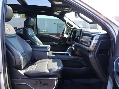 Used 2024 Ford F250 Platinum AWD/4WD image 25