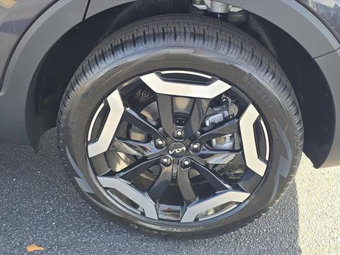 New 2025 Kia Telluride EX image 12