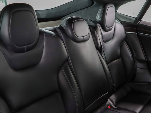 Used 2021 Tesla Model S Plaid image 26