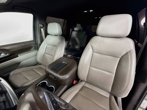 Used 2021 Chevrolet Tahoe Z71 AWD/4WD image 11