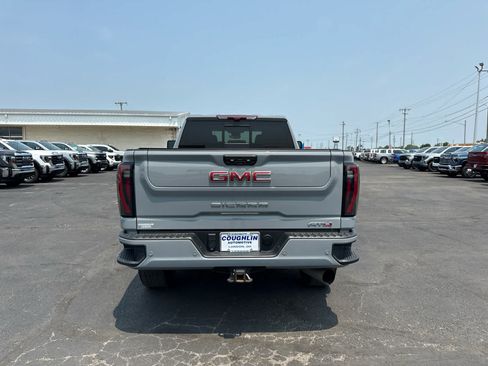 Certified 2024 GMC Sierra 2500 AT4 w/ AT4 Premium Plus Package AWD/4WD image 4