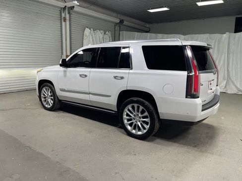 Used 2019 Cadillac Escalade Platinum AWD/4WD image 5
