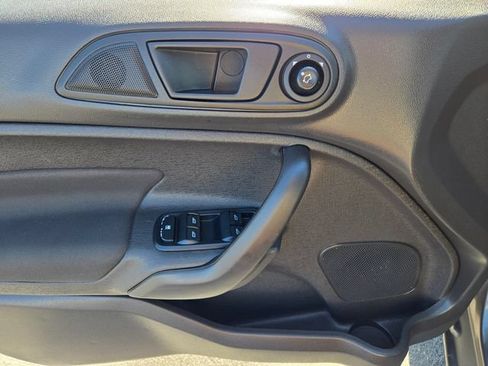 Used 2019 Ford Fiesta SE FWD image 16