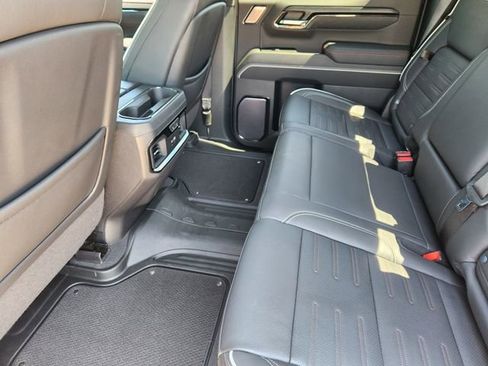 Used 2023 GMC Sierra 1500 AT4X AWD/4WD image 31