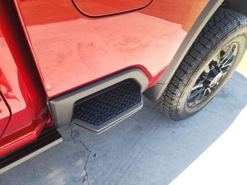New 2026 Chevrolet Silverado 2500 LTZ w/ Trail Boss Package AWD/4WD image 16