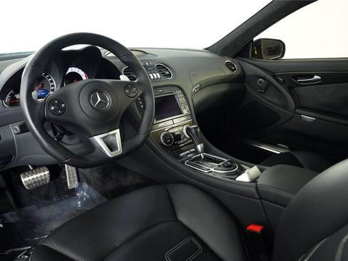 Used 2009 Mercedes-Benz SL 65 AMG image 2