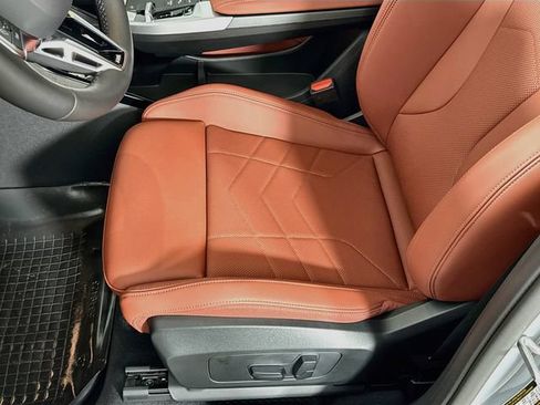 New 2027 BMW X2 xDrive28i w/ Technology Package AWD/4WD image 19