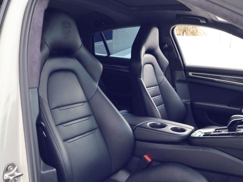 Certified 2020 Porsche Panamera GTS AWD/4WD image 24