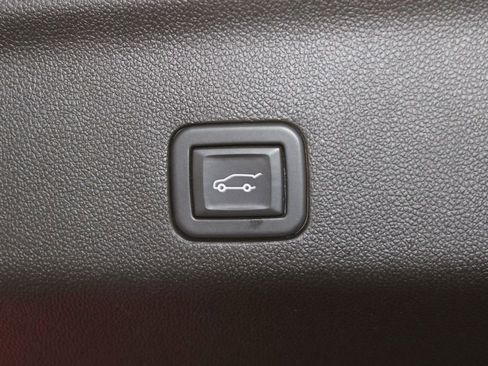 Used 2024 Cadillac Escalade Sport w/ Touring Package AWD/4WD image 17