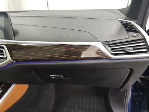 Used 2021 BMW X5 xDrive40i w/ M Sport Package AWD/4WD image 42