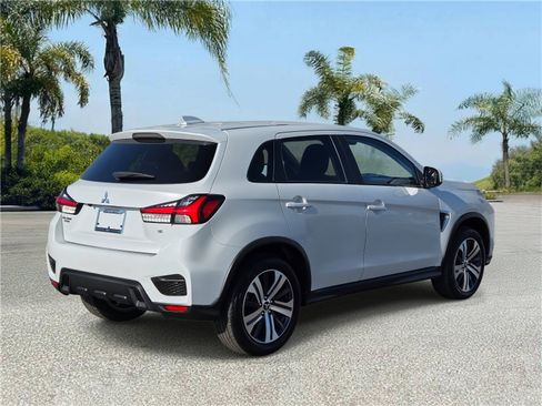 Used 2024 Mitsubishi Outlander Sport SE image 4