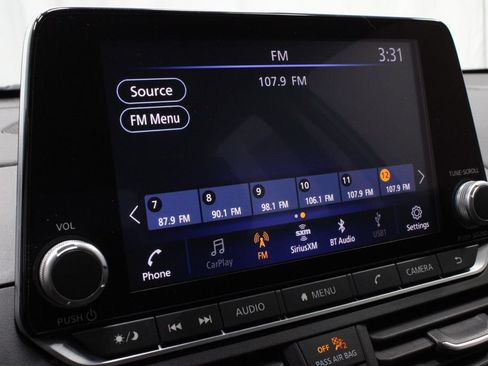 Certified 2024 Nissan Altima 2.5 SV FWD image 2