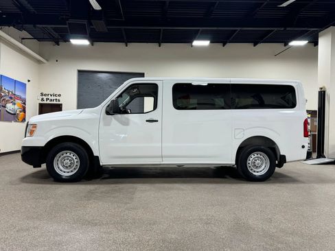 Used 2018 Nissan NV 3500 S RWD image 8