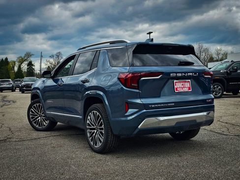 New 2026 GMC Terrain Denali image 5